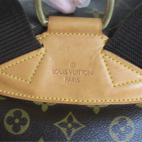 SOLD ‼️Authentic Louis Vuitton Montsouris GM - Picture 5 of 13